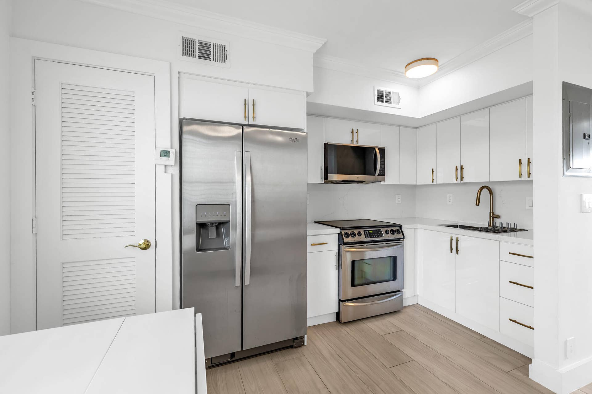 924 SE 2nd Street, #32, Fort Lauderdale, Fort Lauderdale, FL 33301 IMG_4082