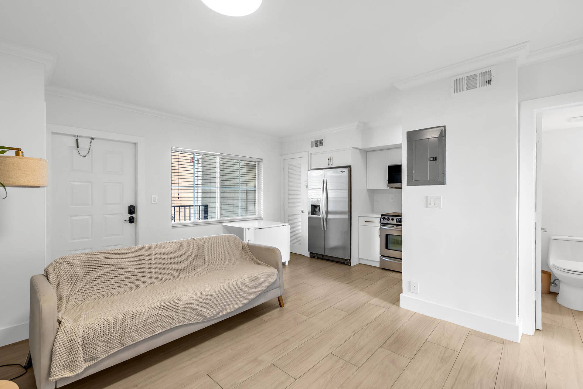 924 SE 2nd Street, #32, Fort Lauderdale, Fort Lauderdale, FL 33301 IMG_4080