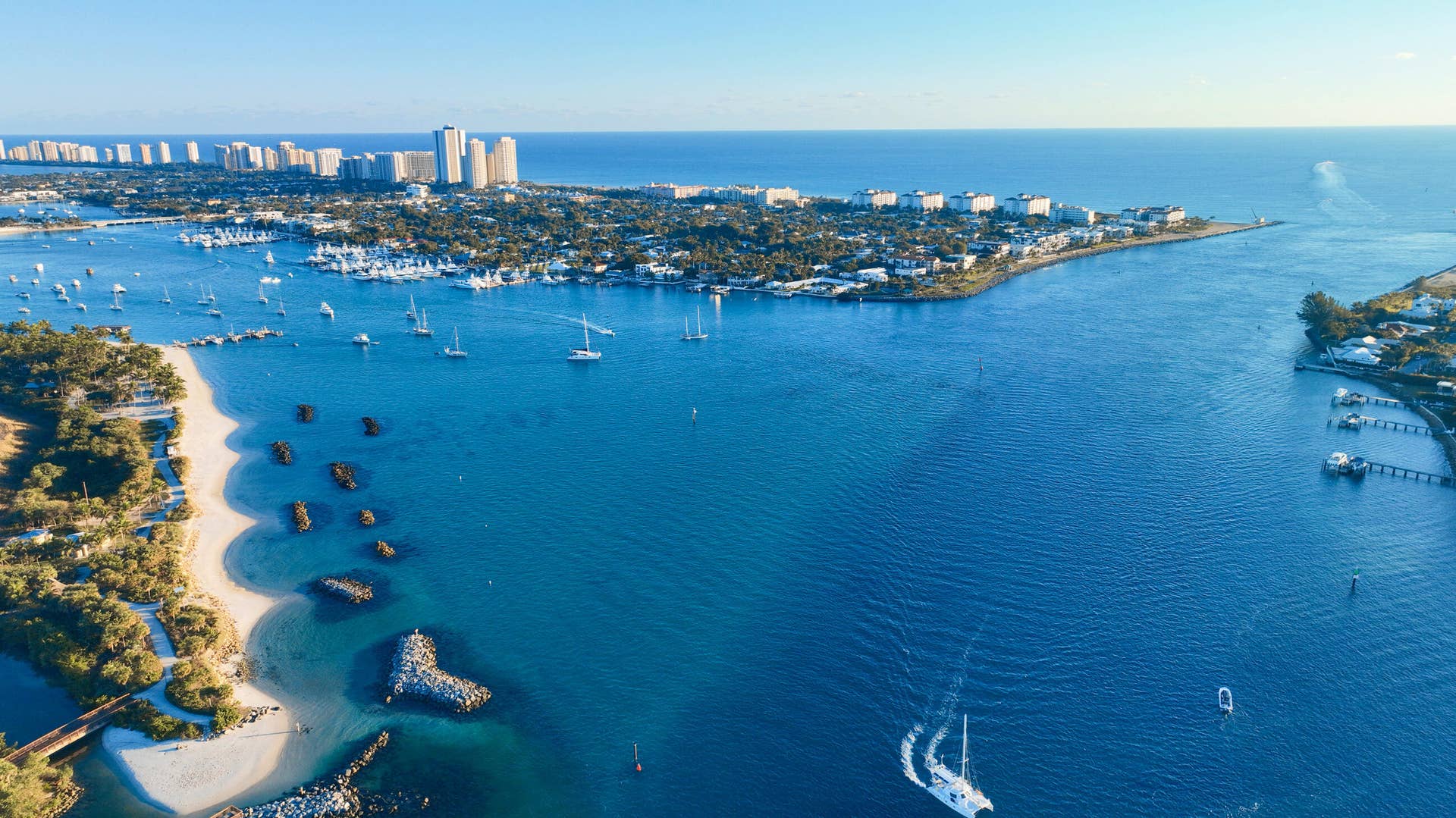 180 Lake Drive, #2204, Palm Beach Shores, FL 33404 Palm Beach Inlet