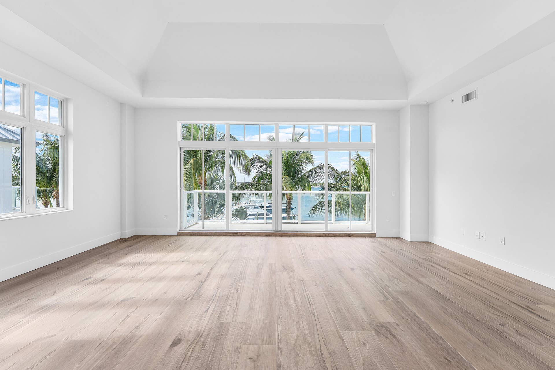 180 Lake Drive, #2204, Palm Beach Shores, FL 33404 012-184LakeDrive-2303-PalmBeachShores-FL