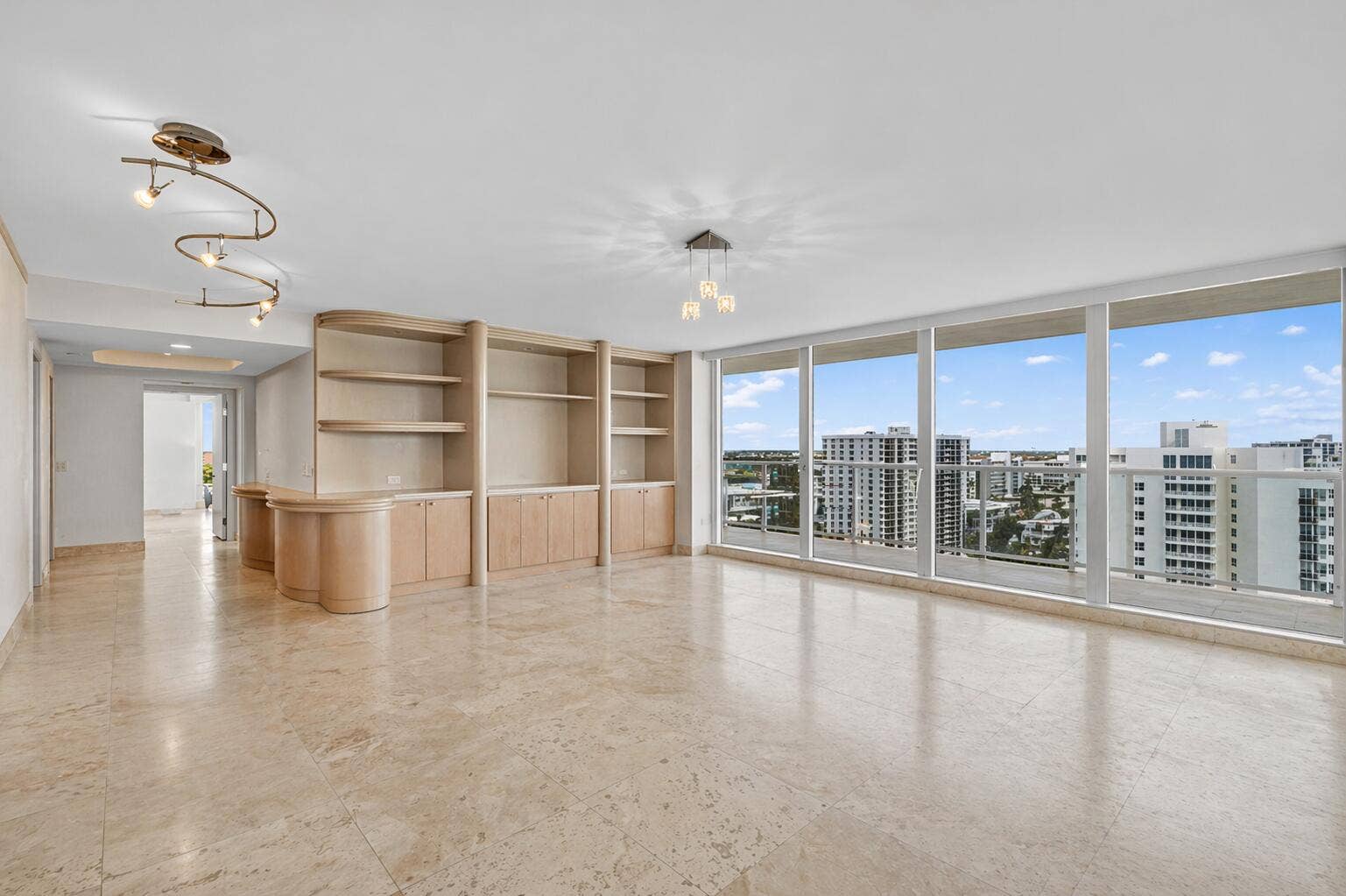 3505 S Ocean Boulevard, #14n, Highland Beach, FL 33487 Spacious living room