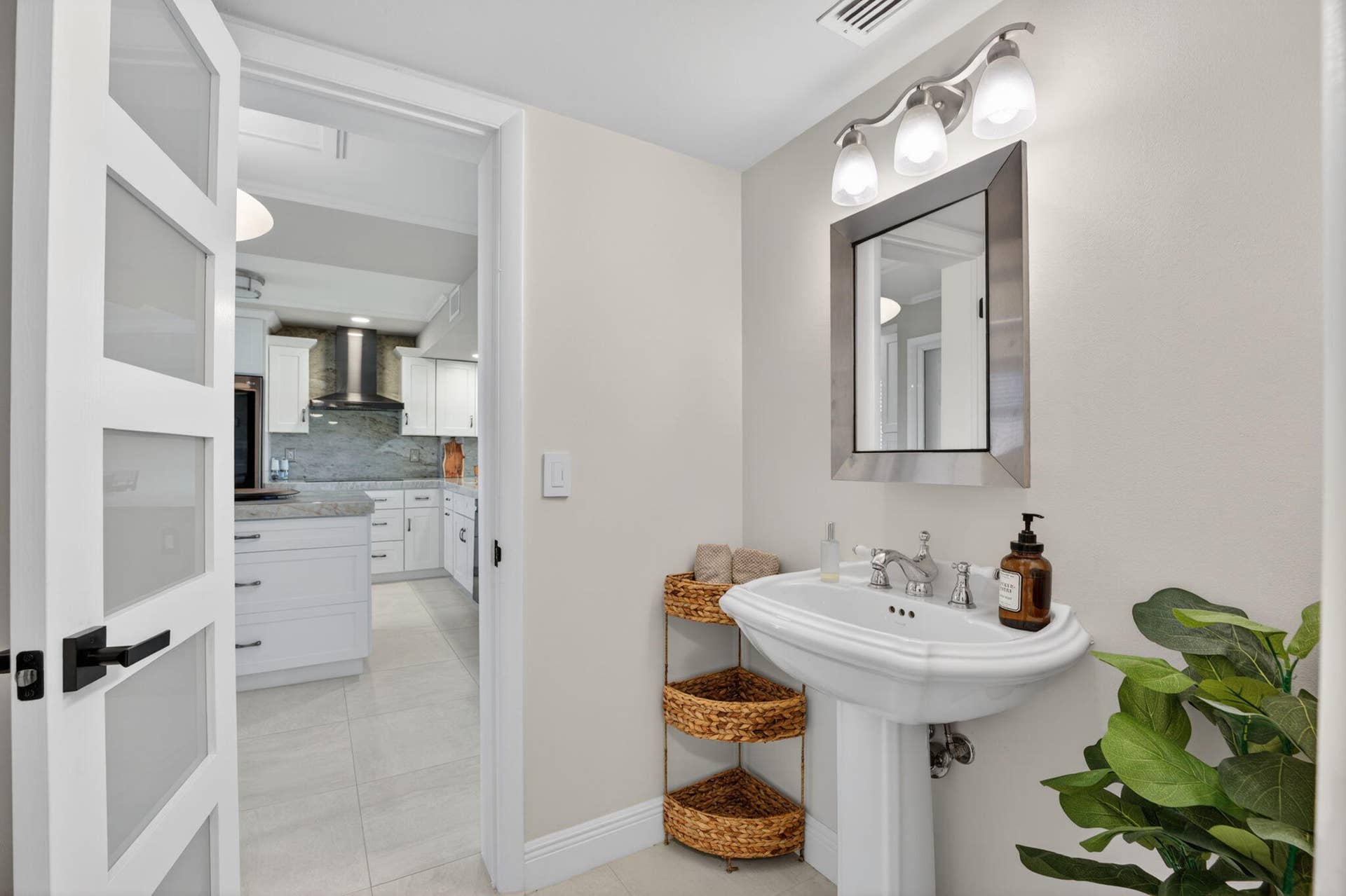 1523 E Hillsboro Boulevard, #631, Deerfield Beach, FL 33441 Bathroom 3