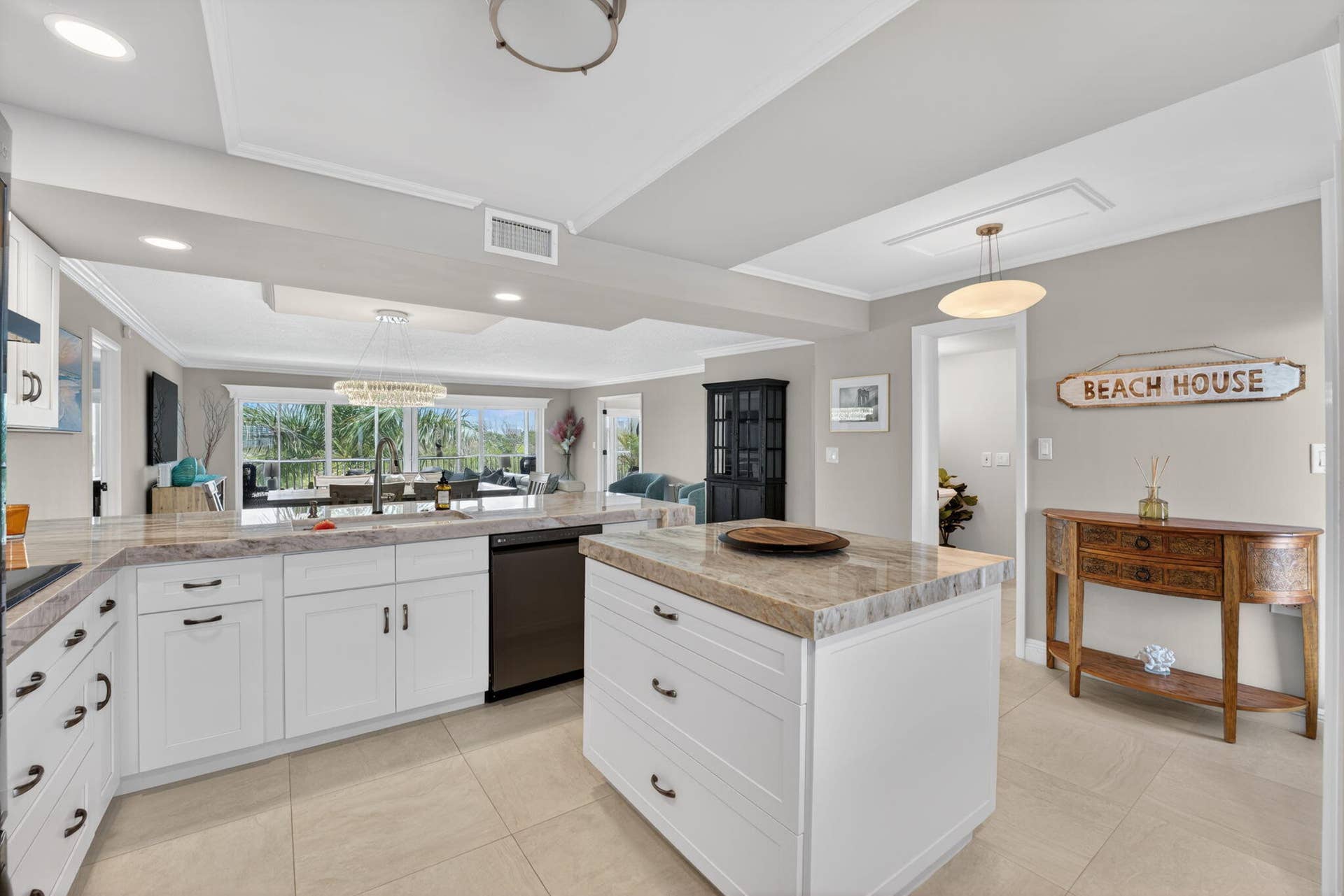 1523 E Hillsboro Boulevard, #631, Deerfield Beach, FL 33441 Kitchen