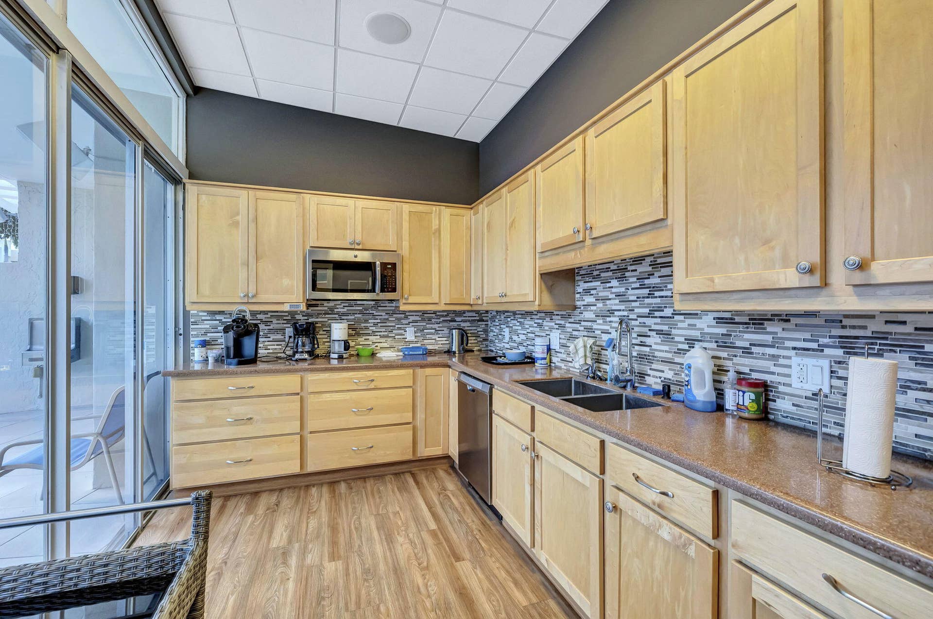 1523 E Hillsboro Boulevard, #631, Deerfield Beach, FL 33441 Clubhouse Kitchen