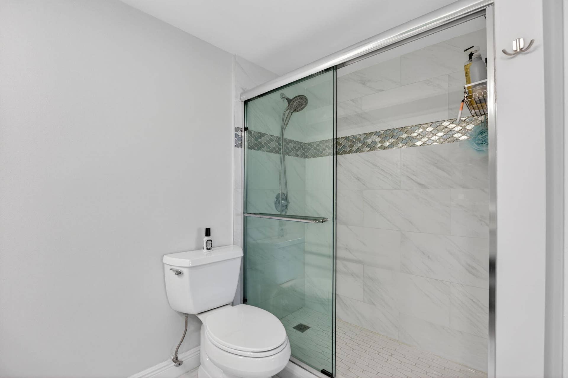 1523 E Hillsboro Boulevard, #631, Deerfield Beach, FL 33441 Primary Bathroom 1