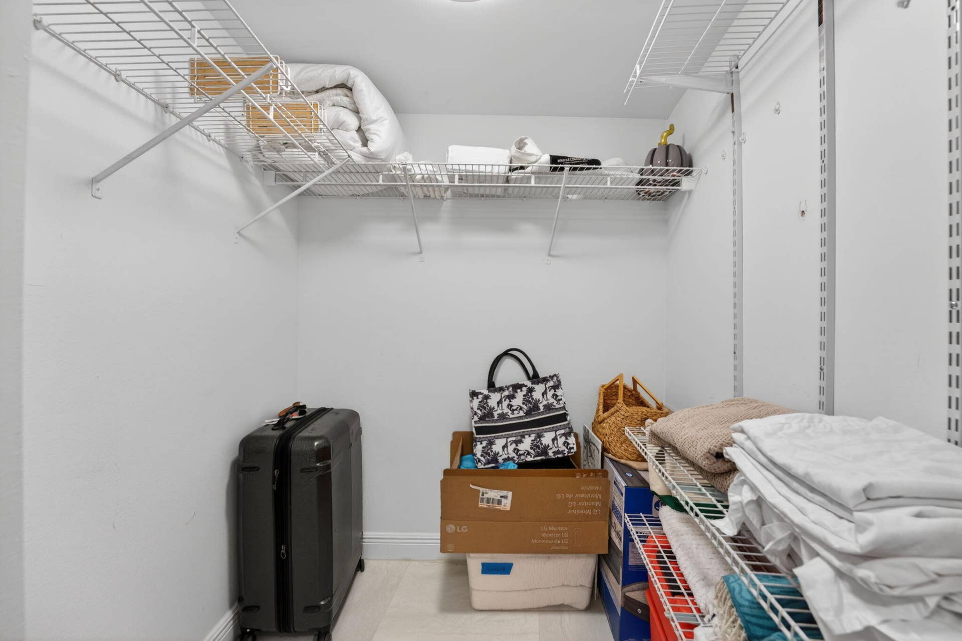 1523 E Hillsboro Boulevard, #631, Deerfield Beach, FL 33441 Walk-In Closet 3