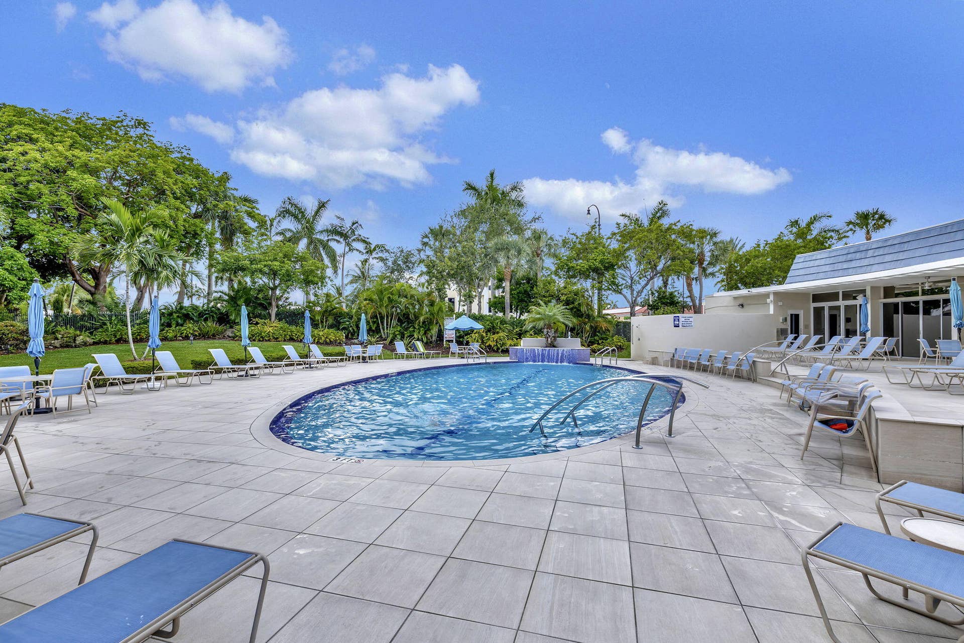 1523 E Hillsboro Boulevard, #631, Deerfield Beach, FL 33441 Pool