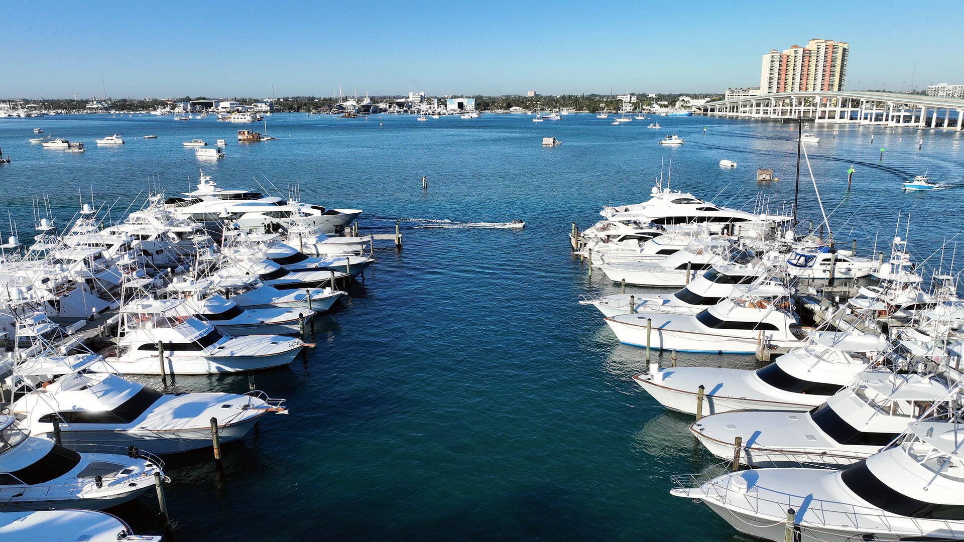 182 Lake Drive, #5302, Palm Beach Shores, FL 33404 Havn_Yacht-Club-Marina