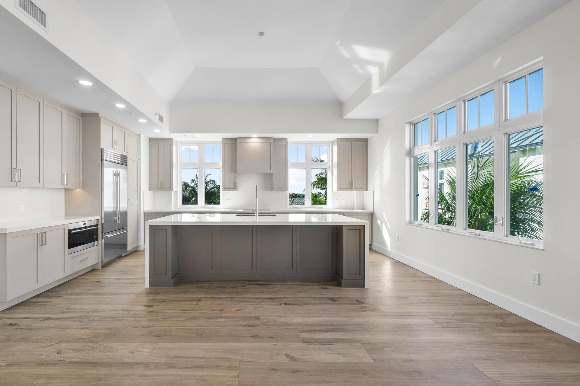182 Lake Drive, #5302, Palm Beach Shores, FL 33404 006-184LakeDrive-4301-PalmBeachShores-FL