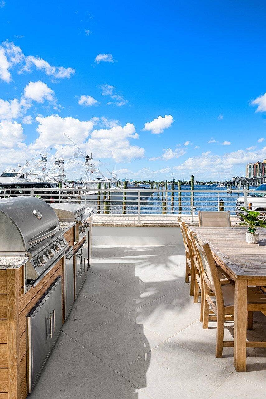 180 Lake Drive, #2103, Palm Beach Shores, FL 33404 007-184LakeDrive-PalmBeachShores-FL-3340