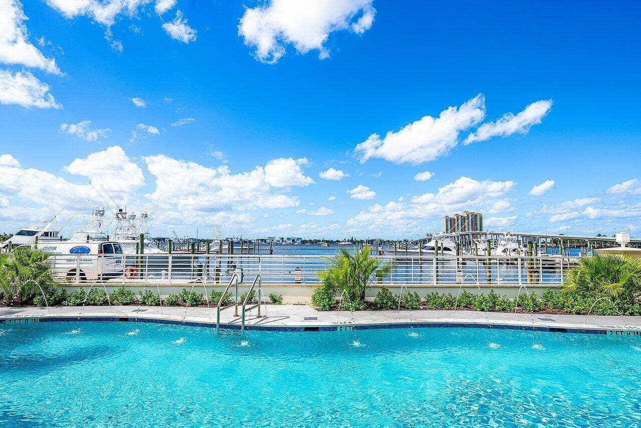 180 Lake Drive, #2103, Palm Beach Shores, FL 33404 012-184LakeDrive-PalmBeachShores-FL-3340