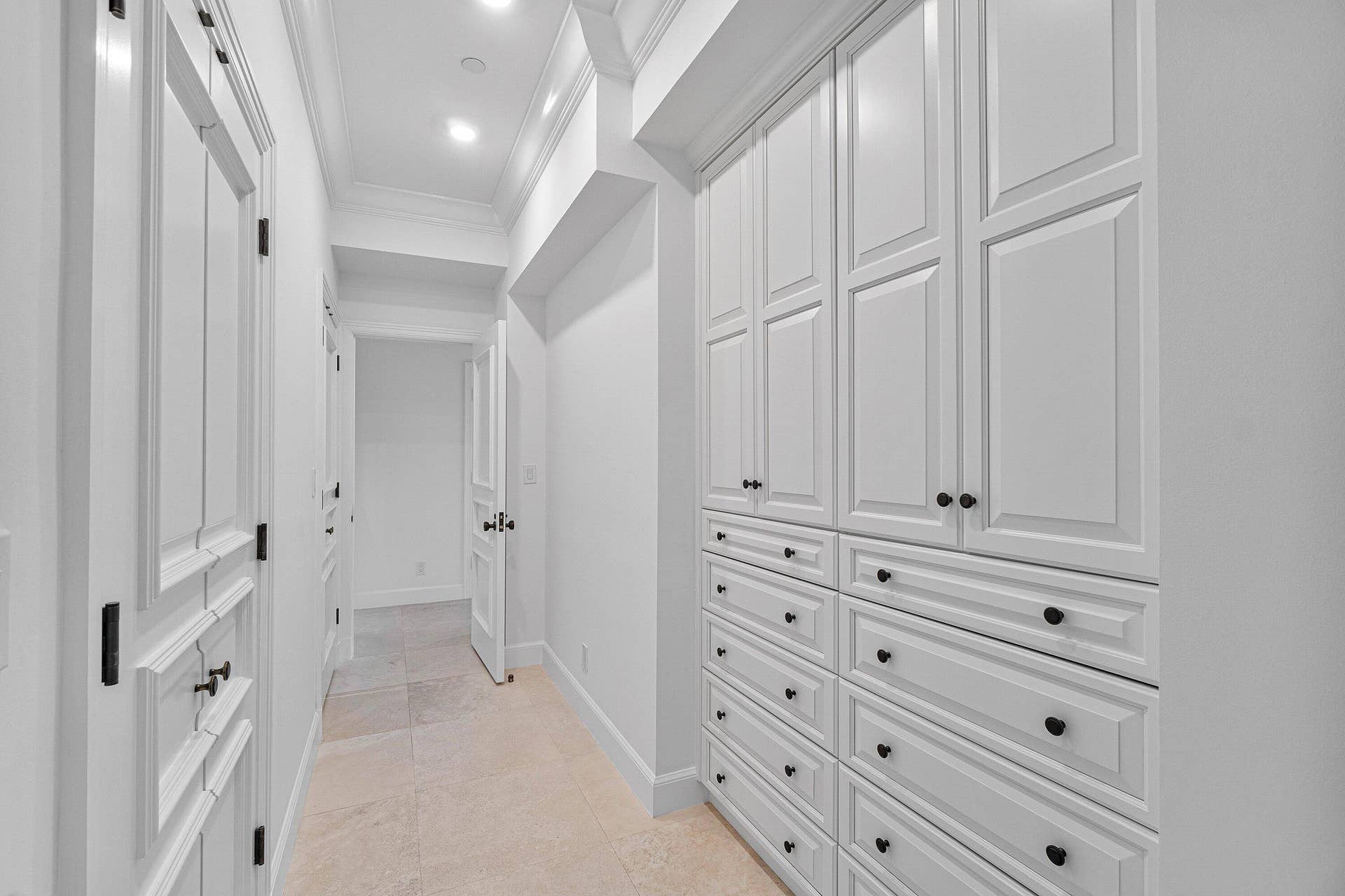 150 Bradley Place, #203, Palm Beach, Palm Beach, FL 33480 033-150BradleyPlace-203-PalmBeach-FL-334