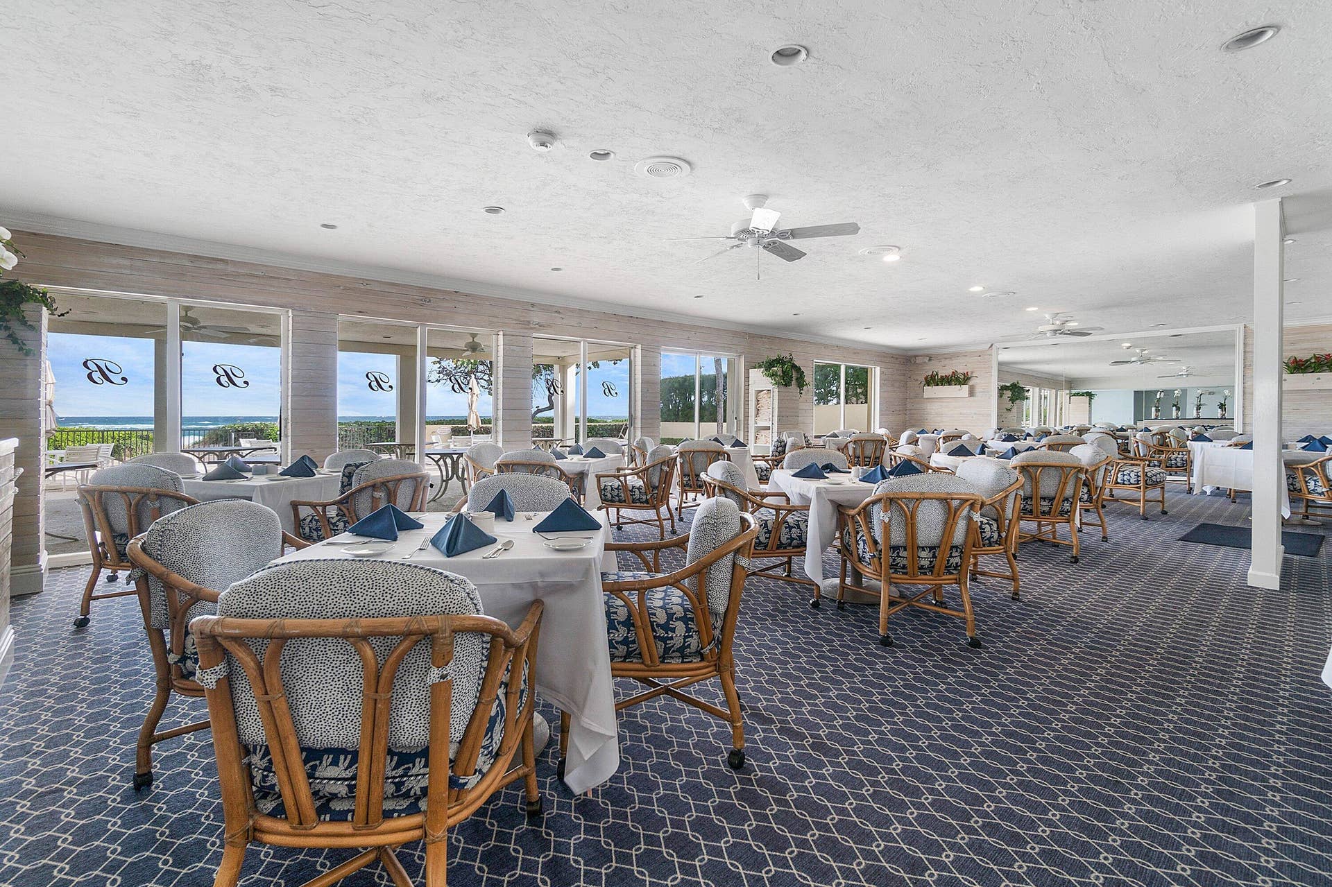 150 Bradley Place, #203, Palm Beach, Palm Beach, FL 33480 006-150BradleyPlace-203-PalmBeach-FL-334