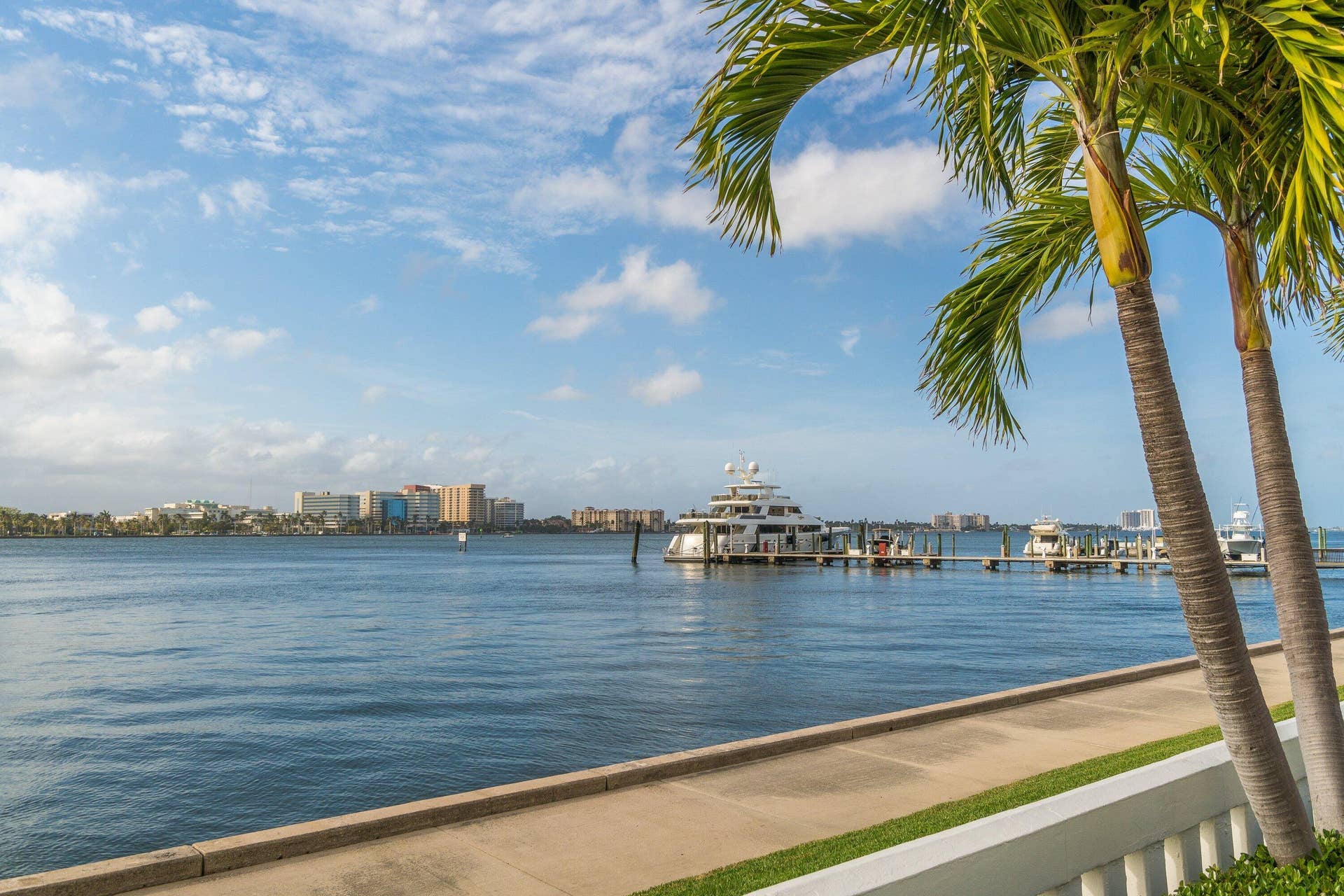 150 Bradley Place, #203, Palm Beach, Palm Beach, FL 33480 004-150BradleyPlace-203-PalmBeach-FL-334