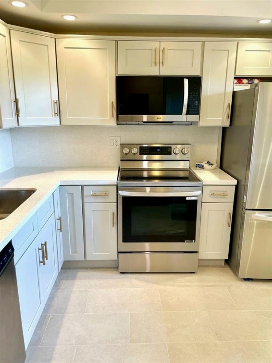 1541 S Ocean Boulevard, #416, Lauderdale-By-The-Sea, Lauderdale By The Sea, FL 33062 Photo 2