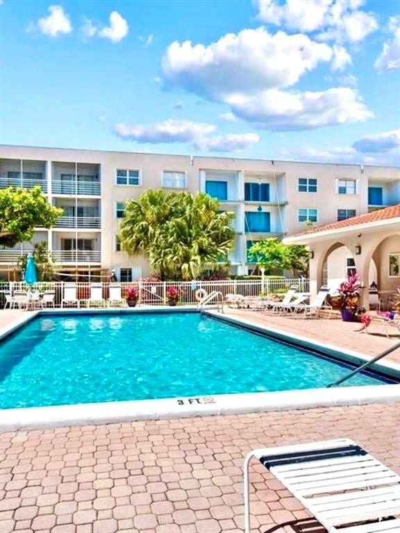 1541 S Ocean Boulevard, #416, Lauderdale-By-The-Sea, Lauderdale By The Sea, FL 33062 Photo 14