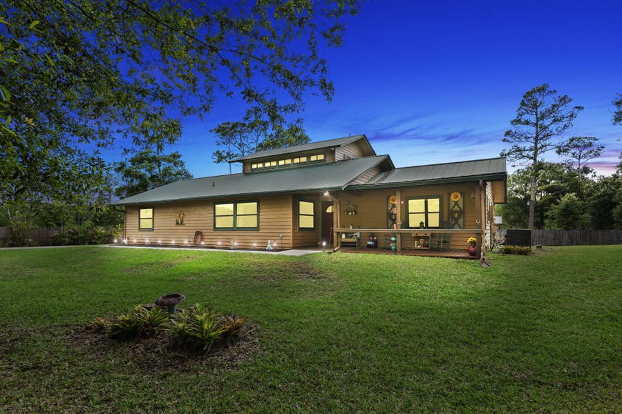 Property photo for 2725 Twin Oaks Trail, Fort Pierce, FL