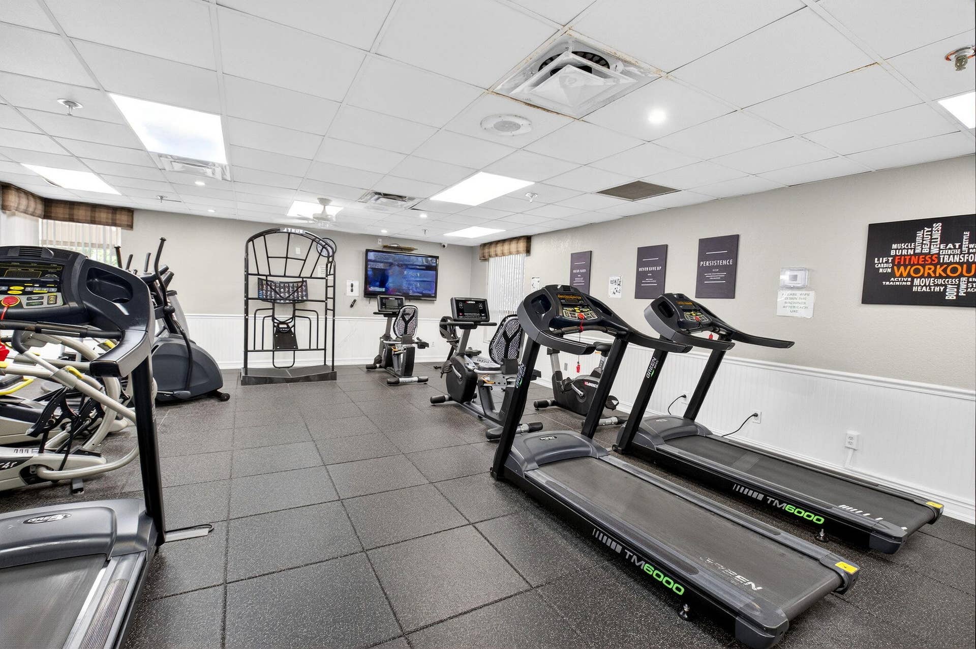 5021 Oakhill Lane, #114, Delray Beach, FL 33484 Fitness Center