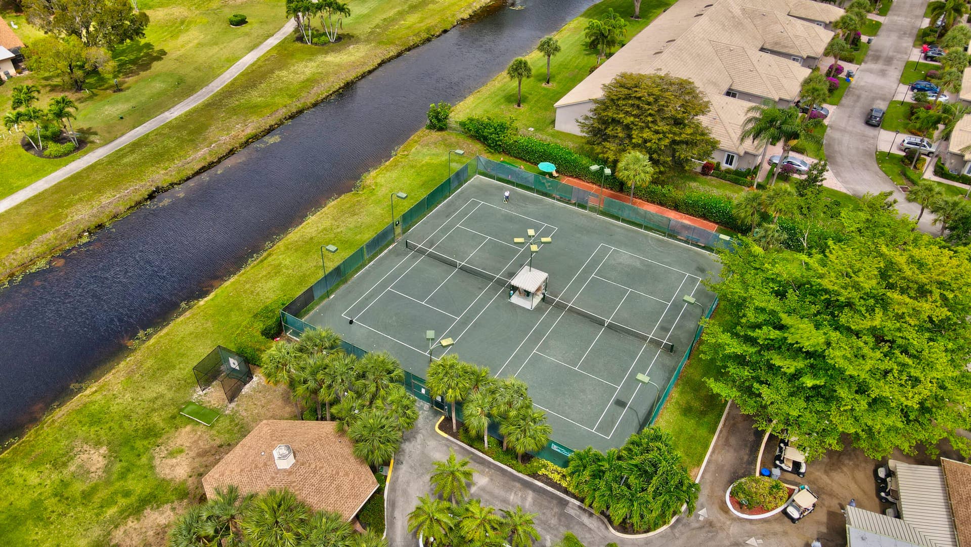 5021 Oakhill Lane, #114, Delray Beach, FL 33484 Clubhouse Tennis Courts