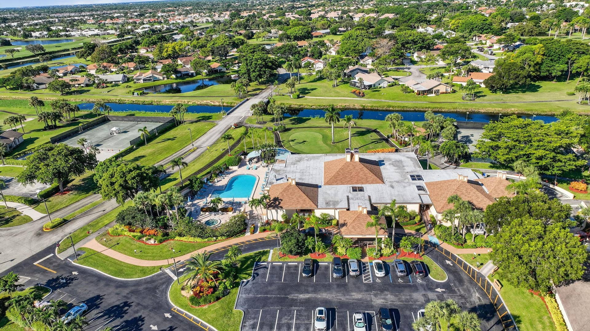 5021 Oakhill Lane, #114, Delray Beach, FL 33484 Clubhouse