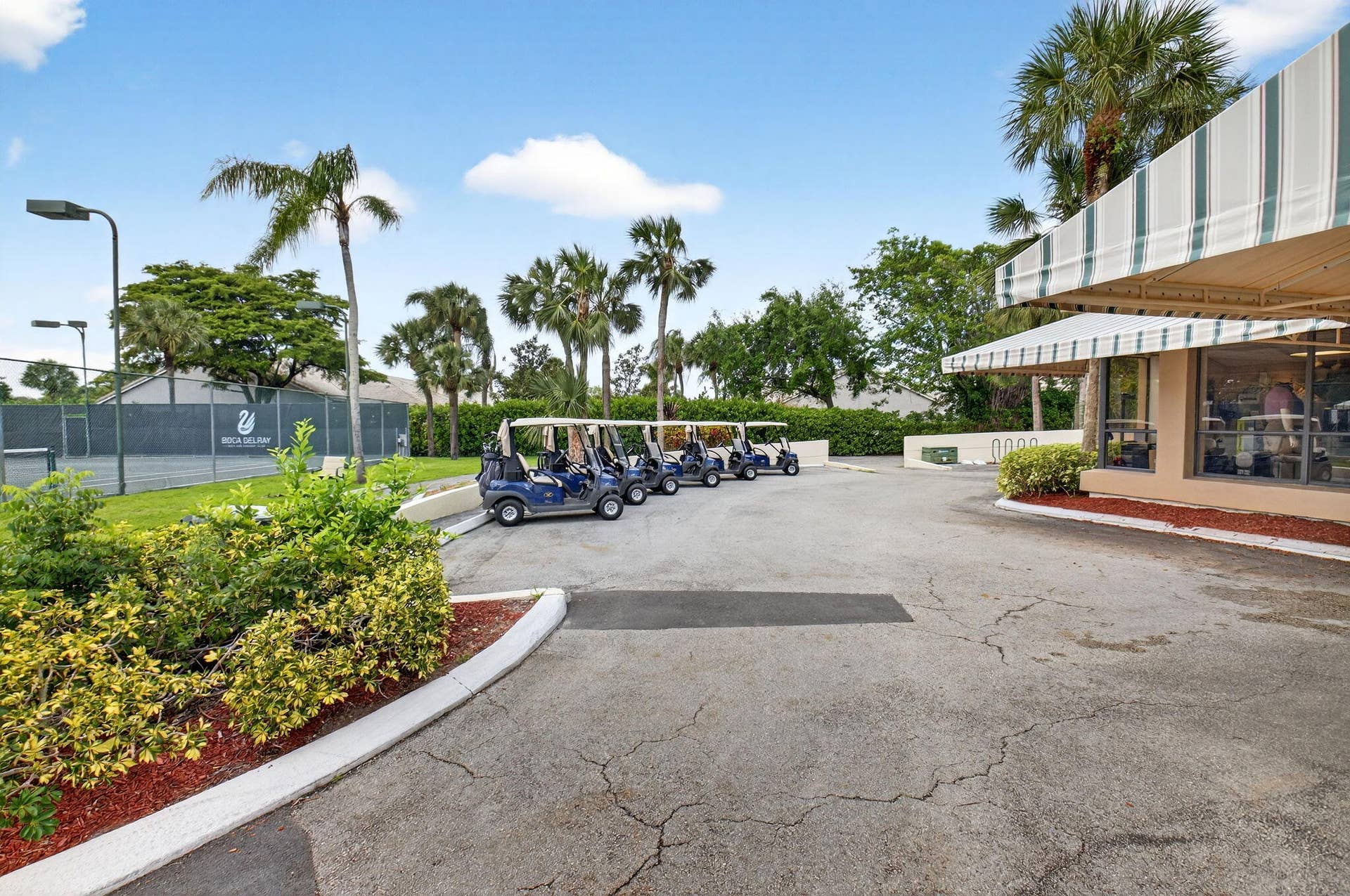 5021 Oakhill Lane, #114, Delray Beach, FL 33484 Pro Shop