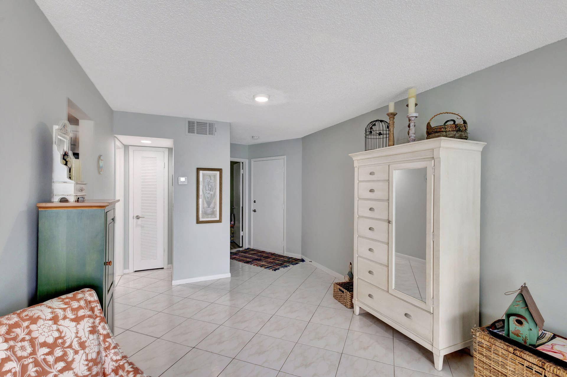 2936 Lake Shore Drive, #309, Riviera Beach, FL 33404 Front Entrance
