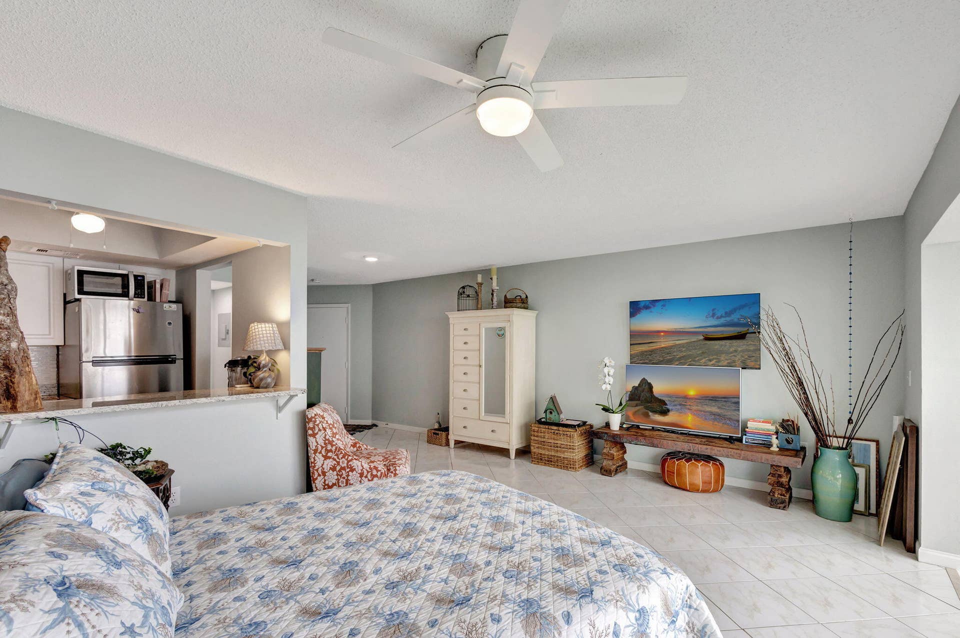 2936 Lake Shore Drive, #309, Riviera Beach, FL 33404 8-web-or-mls-5D1A0679