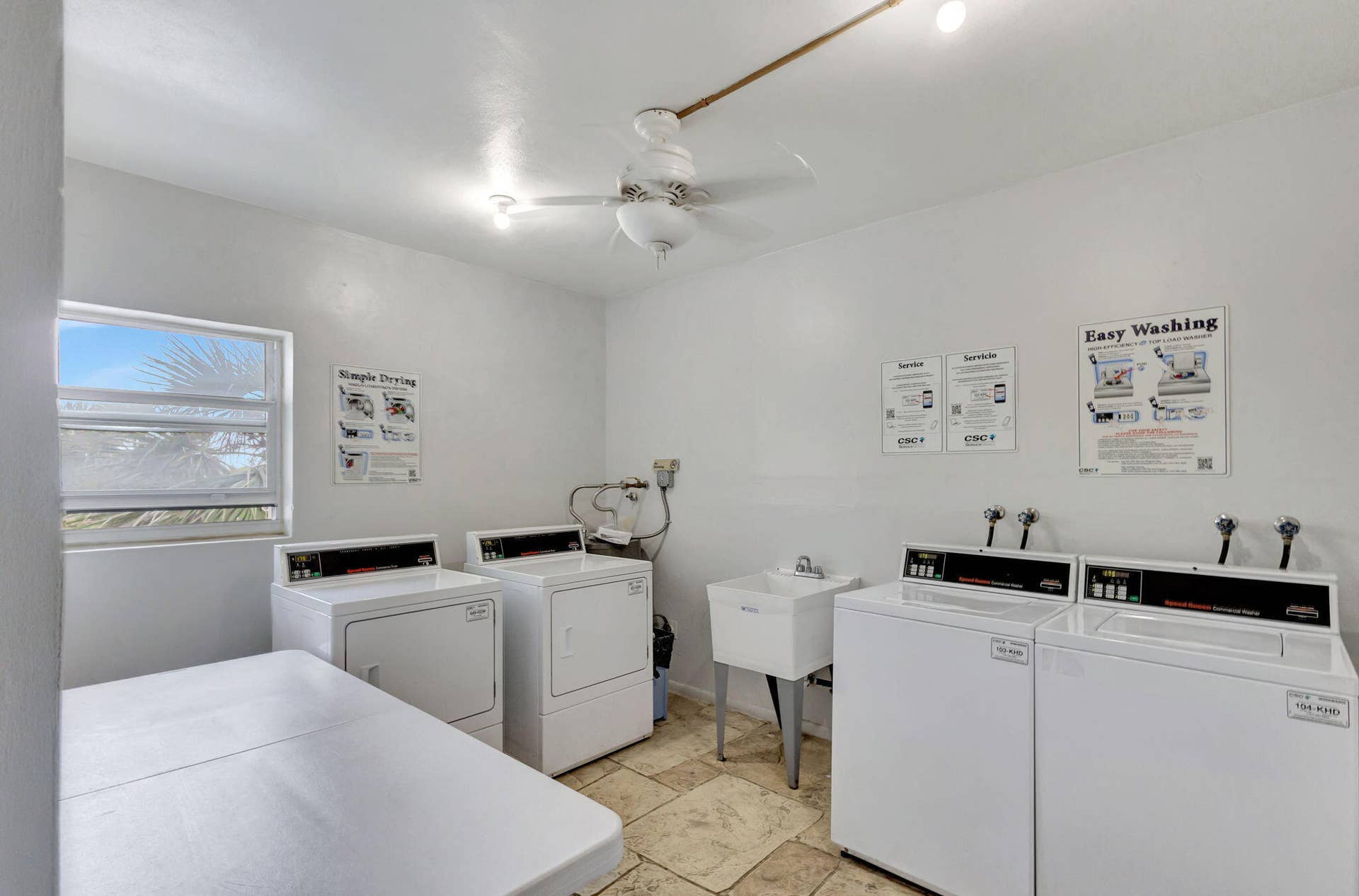 2936 Lake Shore Drive, #309, Riviera Beach, FL 33404 Laundry Room