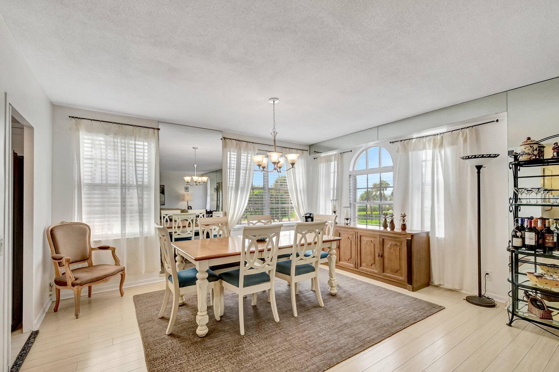 3475 S Ocean Boulevard, #116, Palm Beach, FL 33480 Dining Room