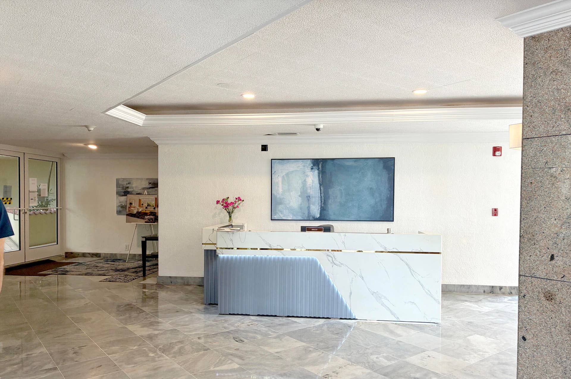3475 S Ocean Boulevard, #116, Palm Beach, FL 33480 La Bonne Vie Front Desk