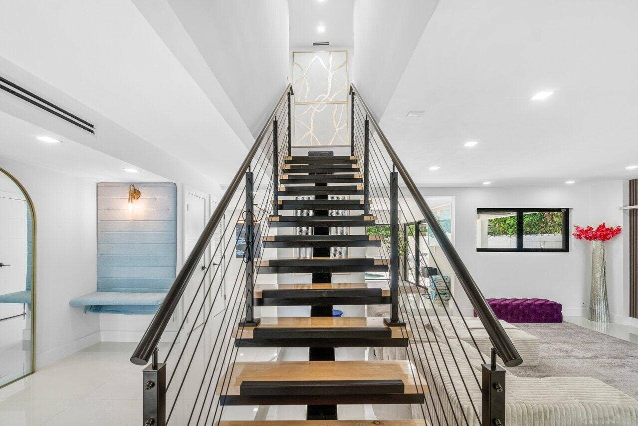 2724 North Ocean Blvd