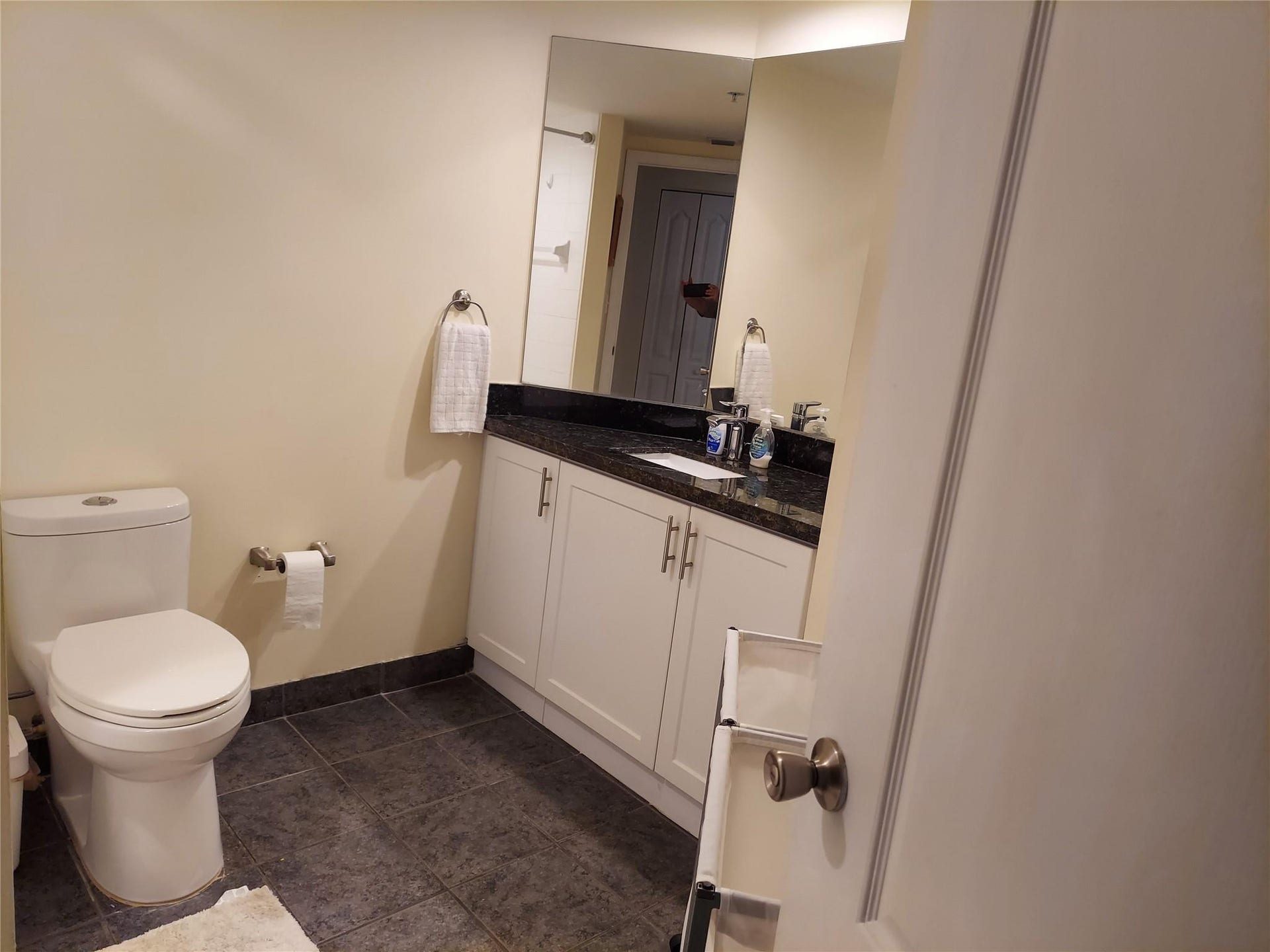 2nd bathroom