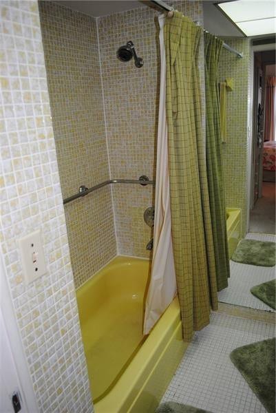 1967 S Ocean Boulevard, #305, Lauderdale-By-The-Sea, Lauderdale By The Sea, FL 33062 Photo 13