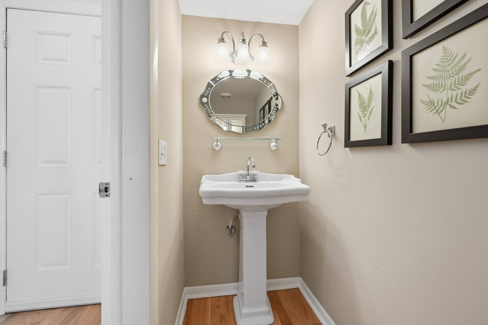 670 Tennis Club Drive, #303, Fort Lauderdale, FL 33311 Bathroom 1st Floor