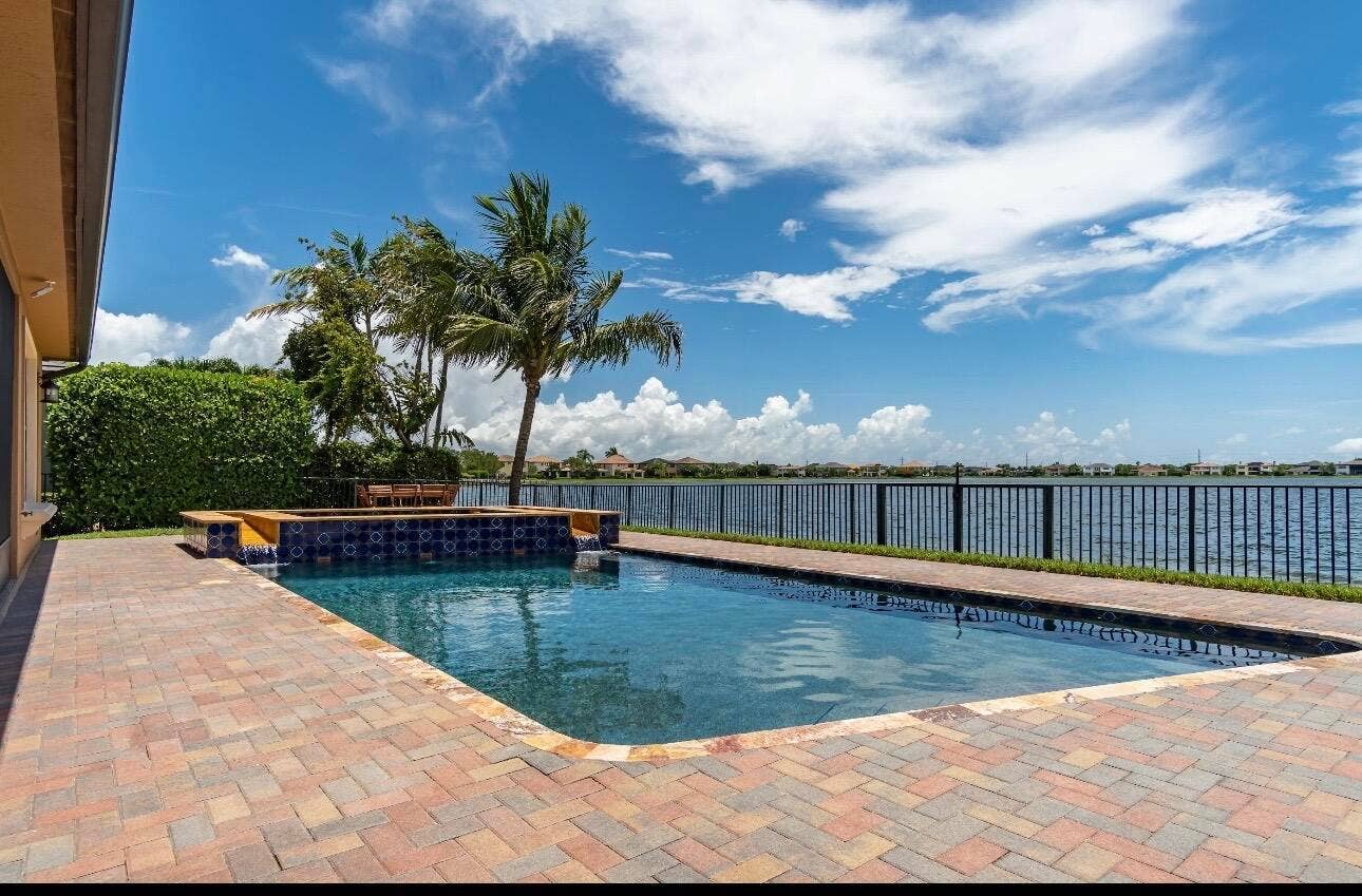 8680 W Watercrest Cir Circle W, Parkland, FL 33076 16