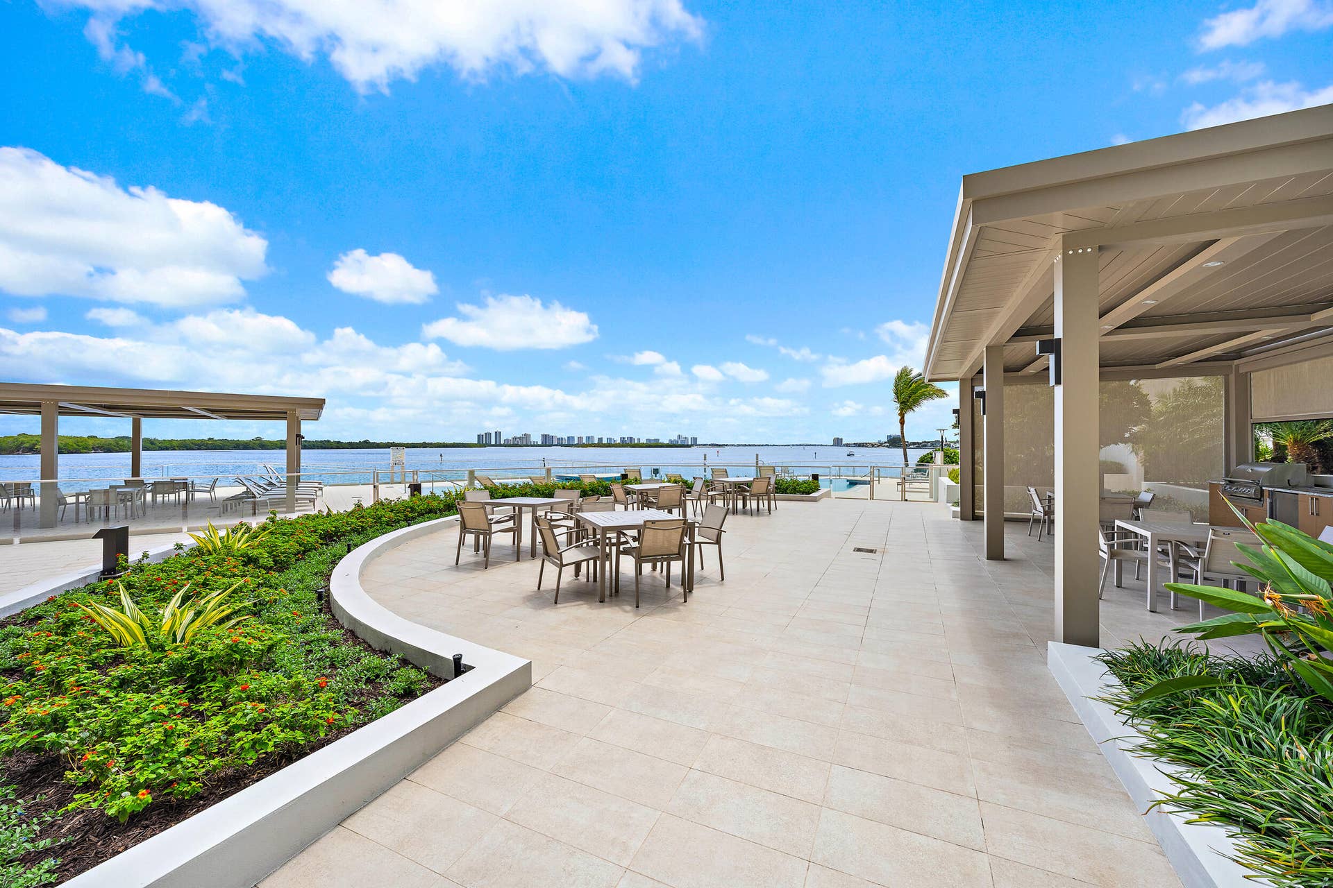 100 Lakeshore Drive, #354, North Palm Beach, FL 33408 Intracoastal Pool Deck