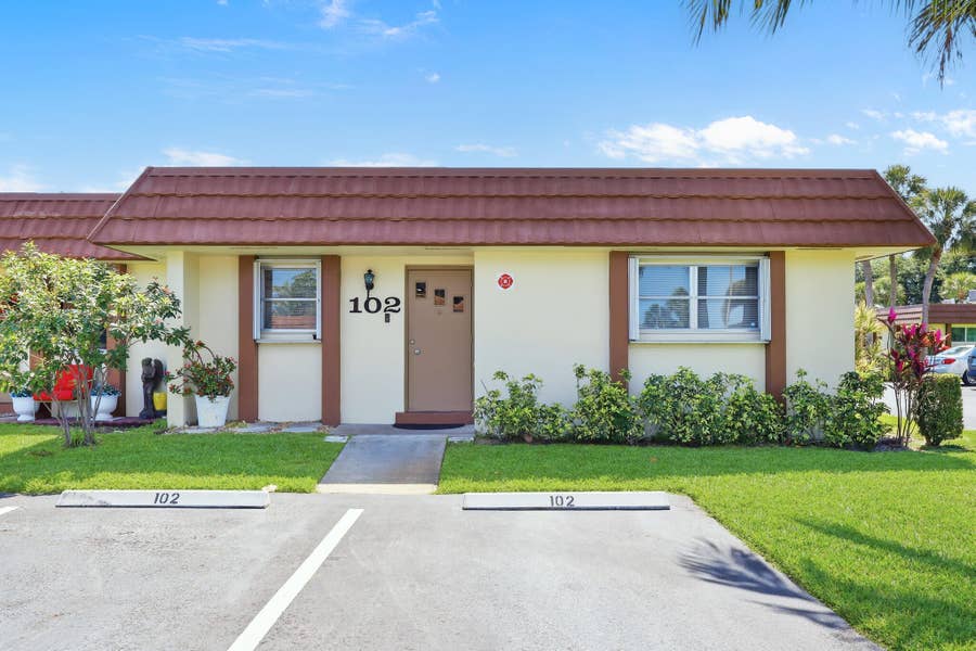 Property photo for 5780 Fernley Dr Drive W, #102, West Palm Beach, FL