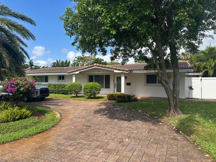 Property photo for 5111 NE 27th Terrace NE, Lighthouse Point, FL