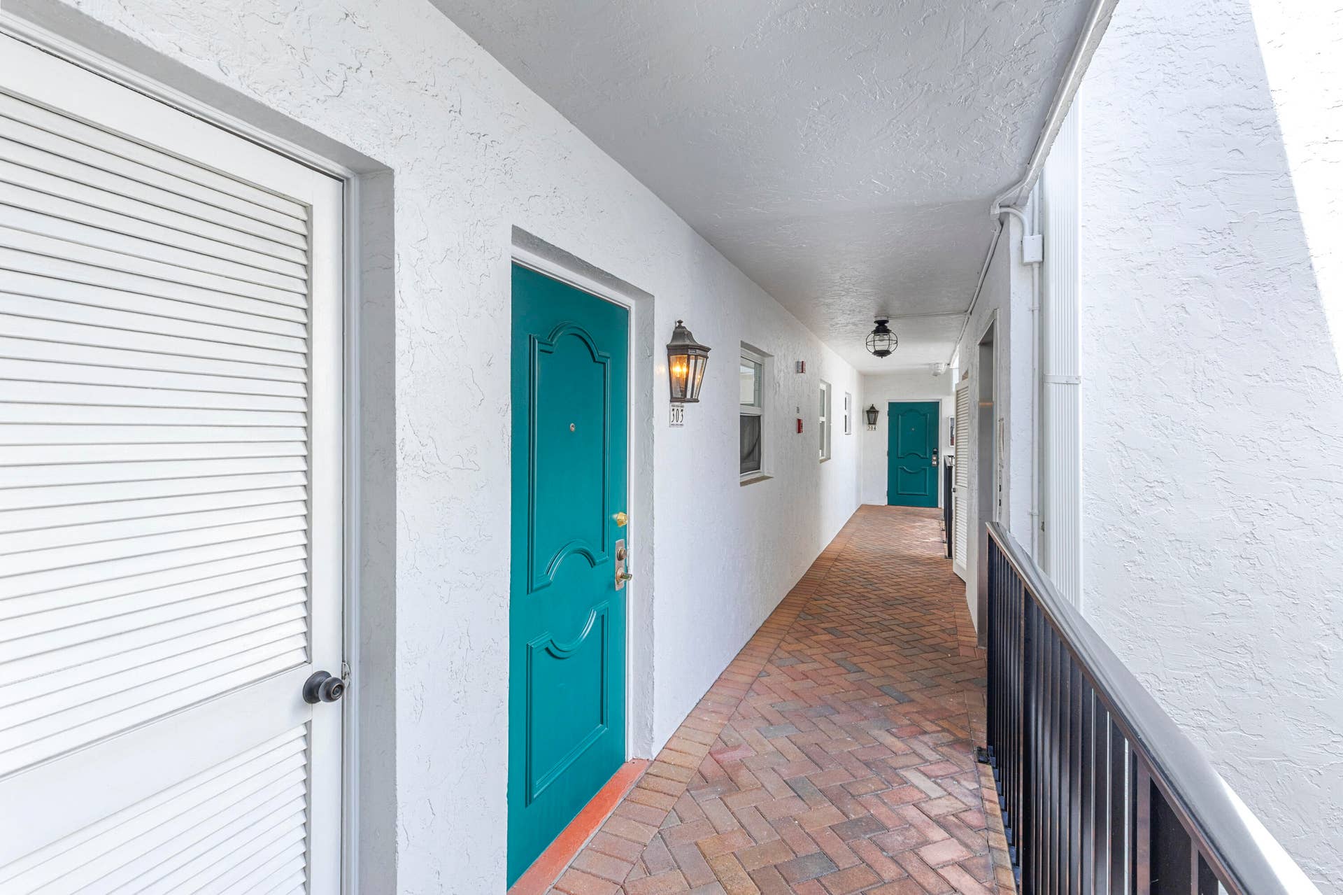 1212 SE 2nd Court, #303, Fort Lauderdale, FL 33301 R6II4893