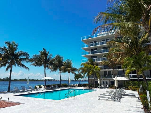 2560 S Ocean Boulevard, #603, Palm Beach, Palm Beach, FL 33480 Pool