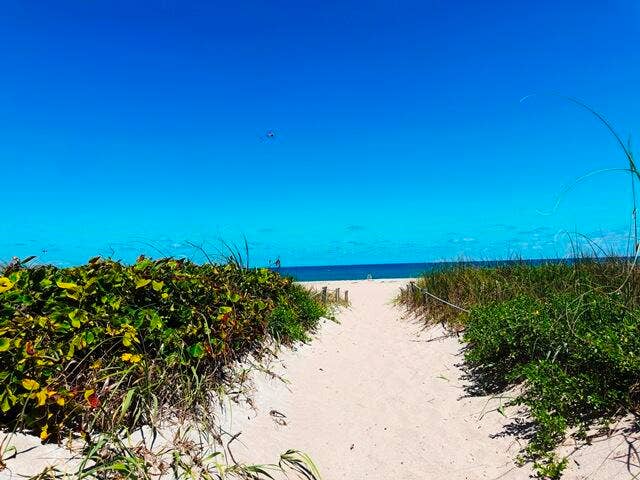 2560 S Ocean Boulevard, #603, Palm Beach, Palm Beach, FL 33480 Ocean Beach