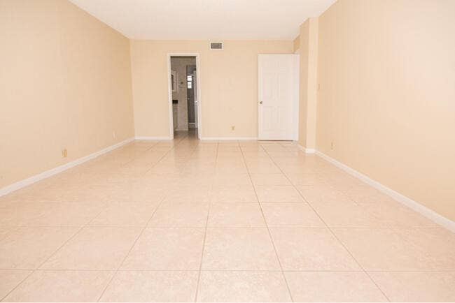 3575 S Ocean Boulevard, #408, South Palm Beach, South Palm Beach, FL 33480 Bedroom