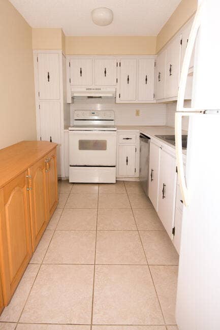 3575 S Ocean Boulevard, #408, South Palm Beach, South Palm Beach, FL 33480 Kitchen