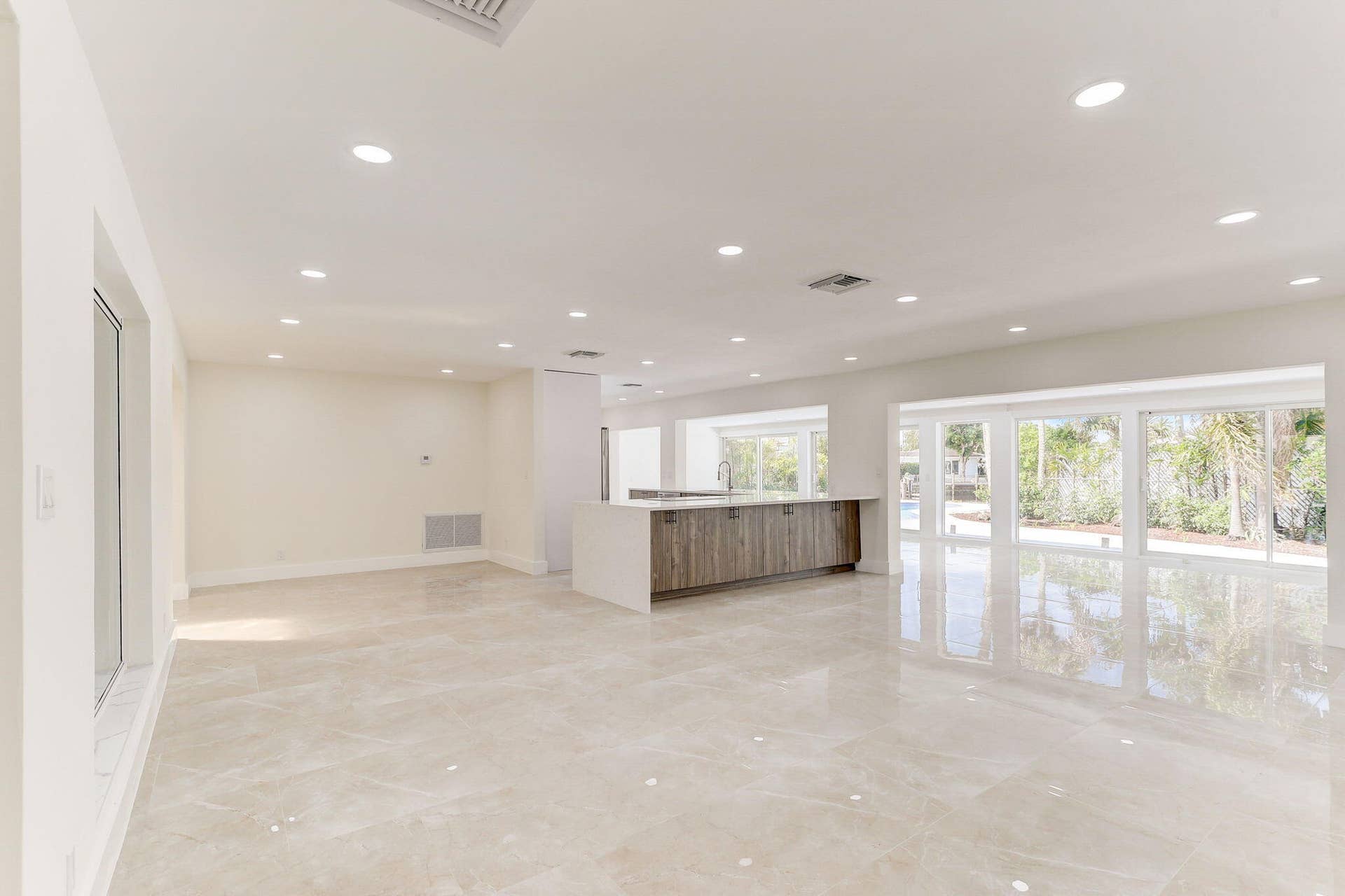 5591 NE 29th Avenue, Fort Lauderdale, FL 33308 NE 29th Ave-046