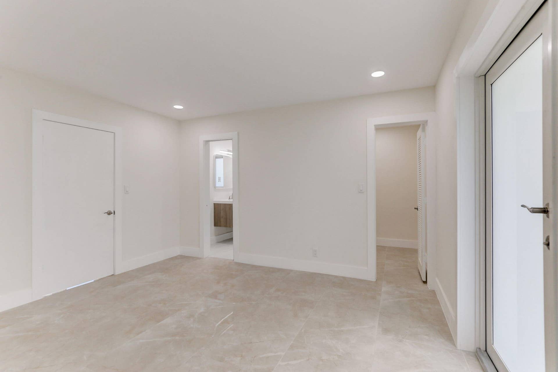 5591 NE 29th Avenue, Fort Lauderdale, FL 33308 NE 29th Ave-034