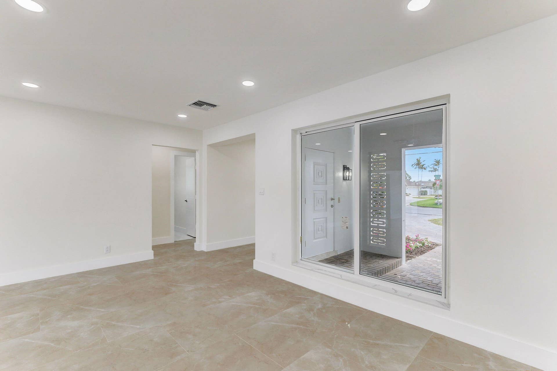 5591 NE 29th Avenue, Fort Lauderdale, FL 33308 NE 29th Ave-012
