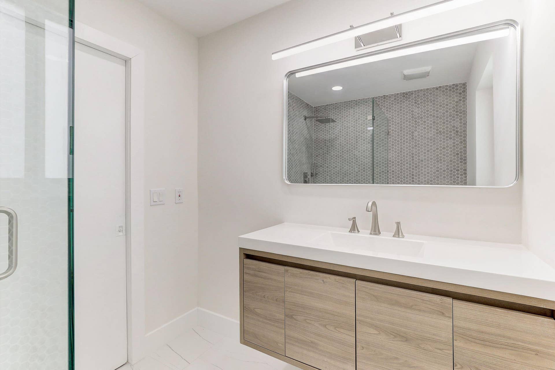 5591 NE 29th Avenue, Fort Lauderdale, FL 33308 NE 29th Ave-050