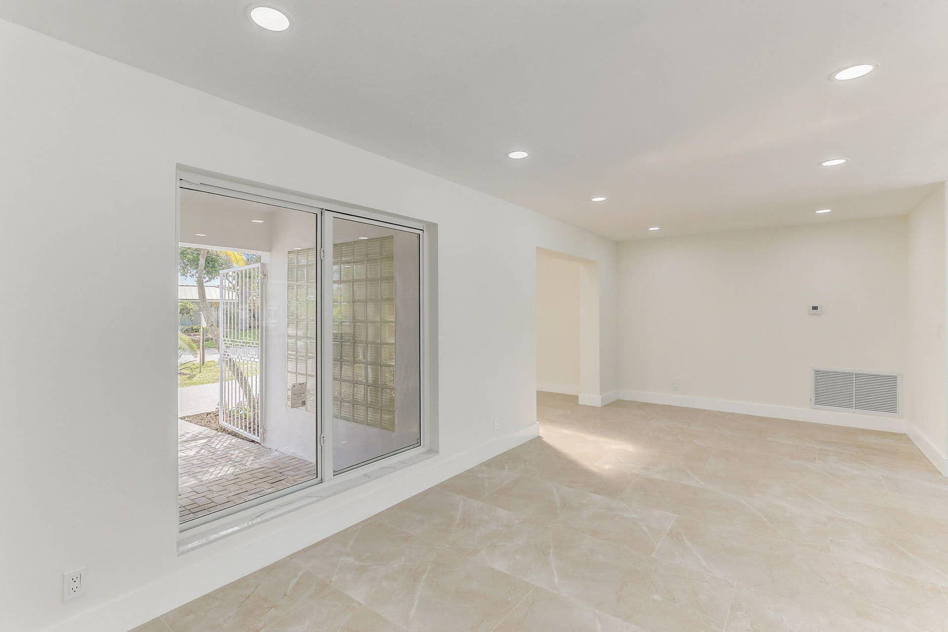 5591 NE 29th Avenue, Fort Lauderdale, FL 33308 NE 29th Ave-015