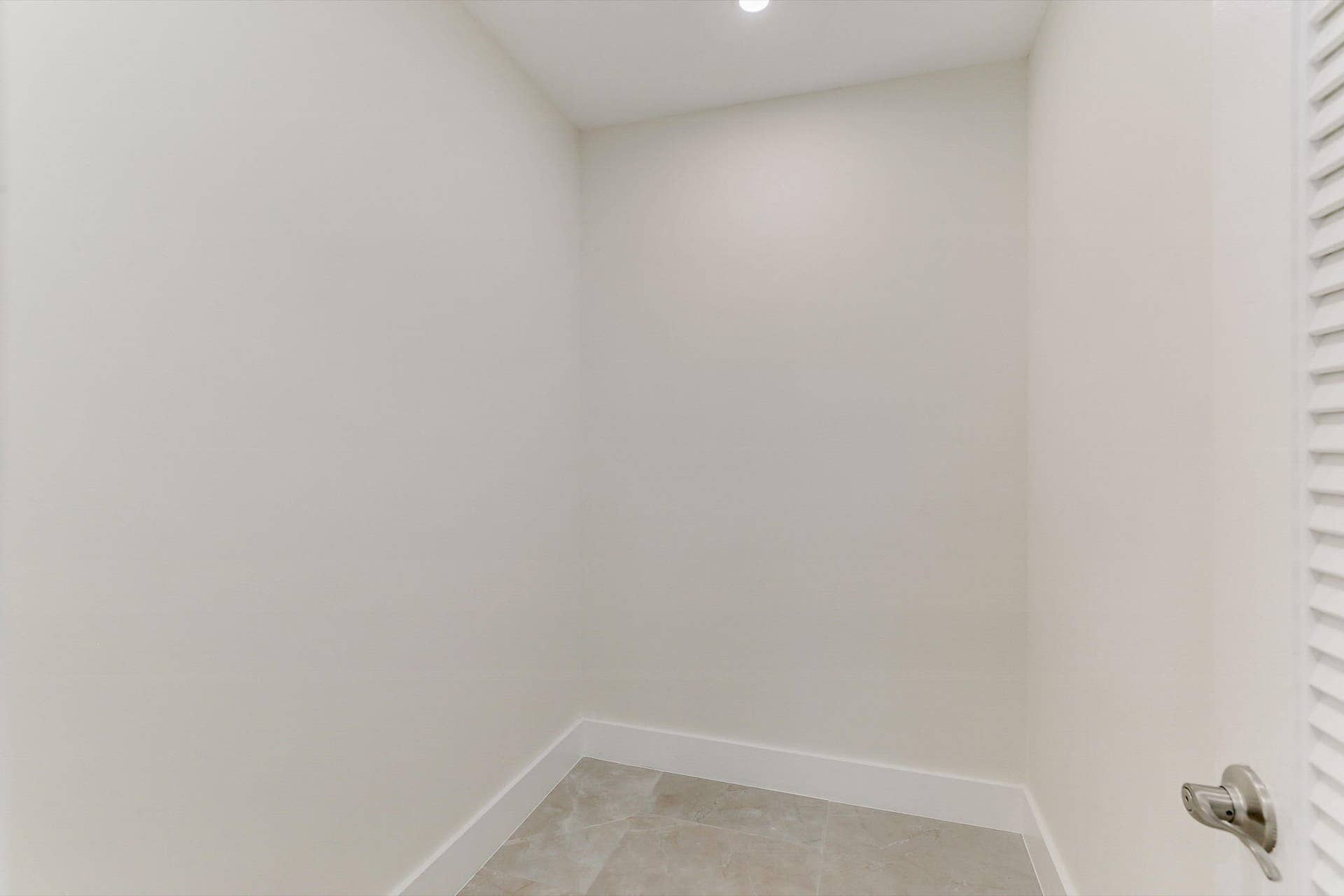 5591 NE 29th Avenue, Fort Lauderdale, FL 33308 NE 29th Ave-047