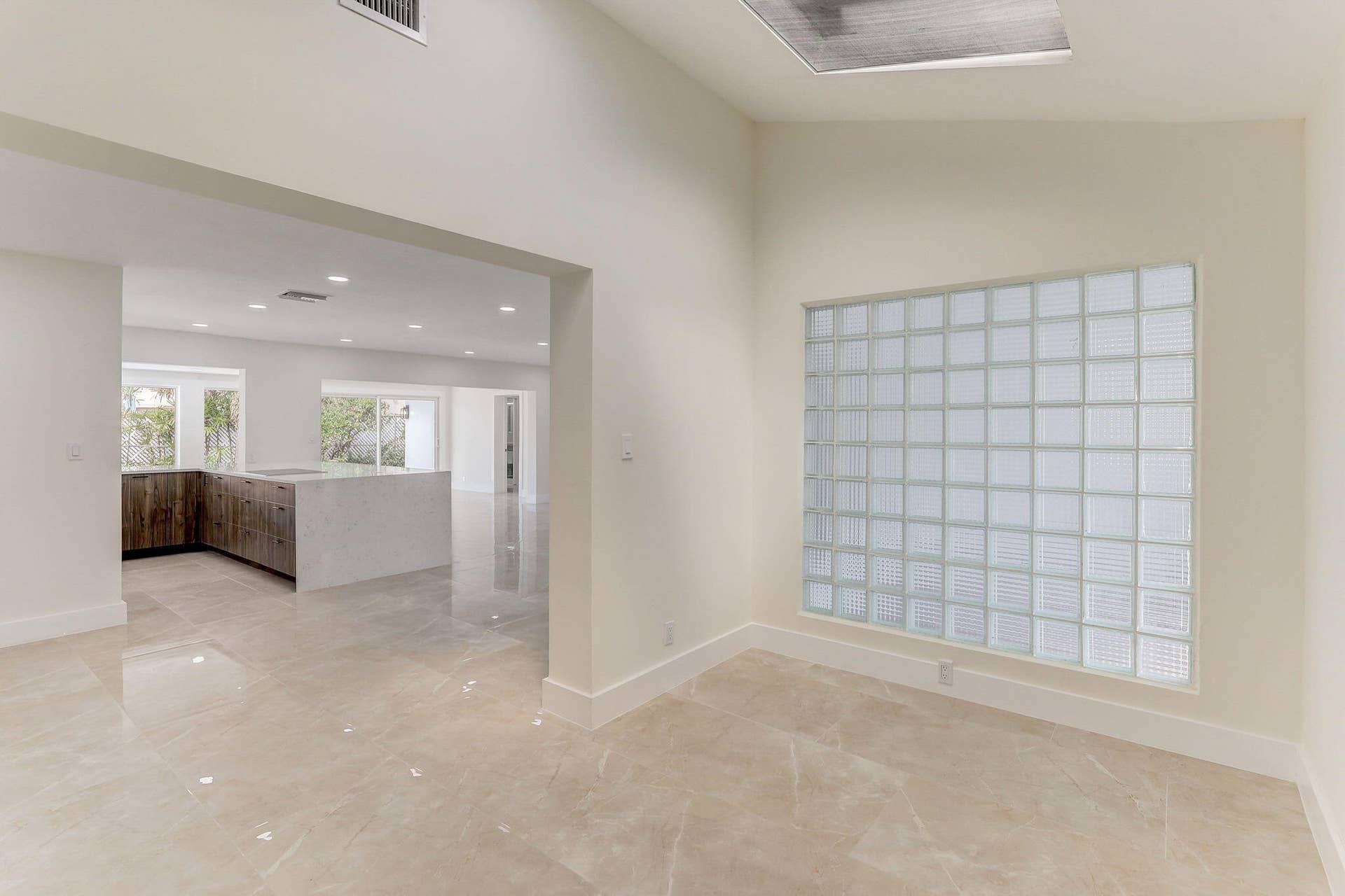 5591 NE 29th Avenue, Fort Lauderdale, FL 33308 NE 29th Ave-014